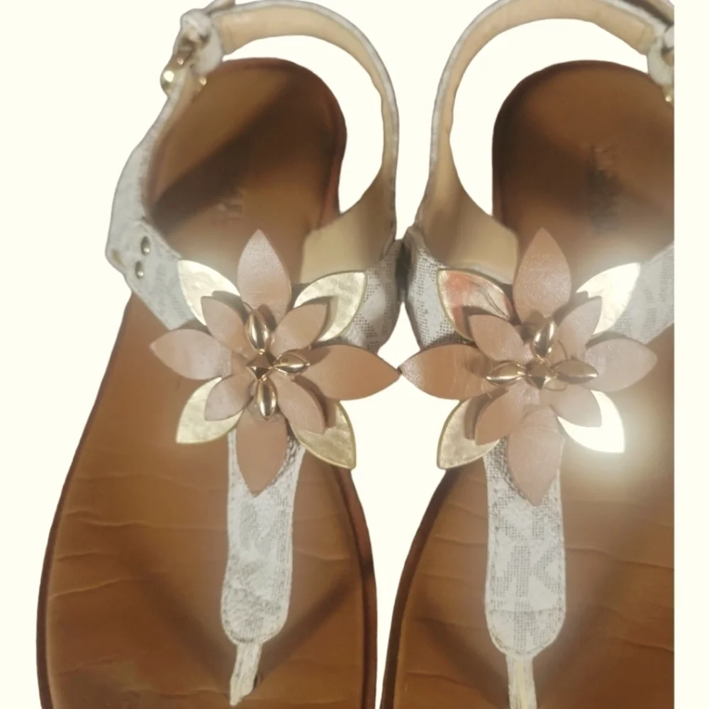 Michael Kors Women's Heidi Thong Sandals Sz 7